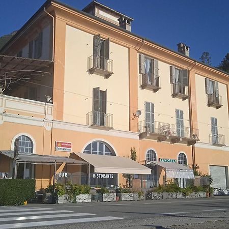 Affittacamere Trattoria Della Cascata Oggebbio Exterior foto